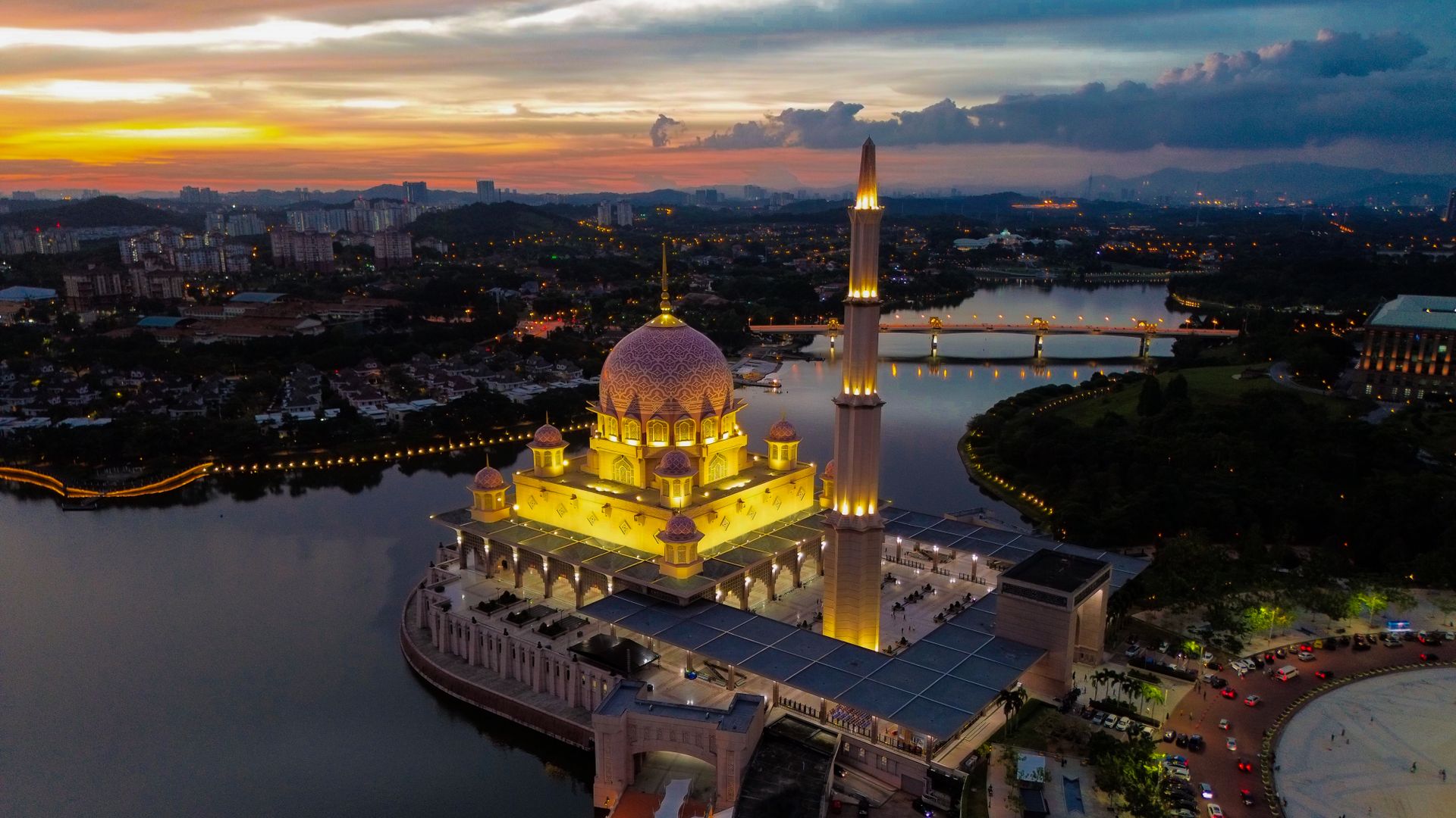 Putrajaya — Malaysia's Built-From-Scratch Capital
