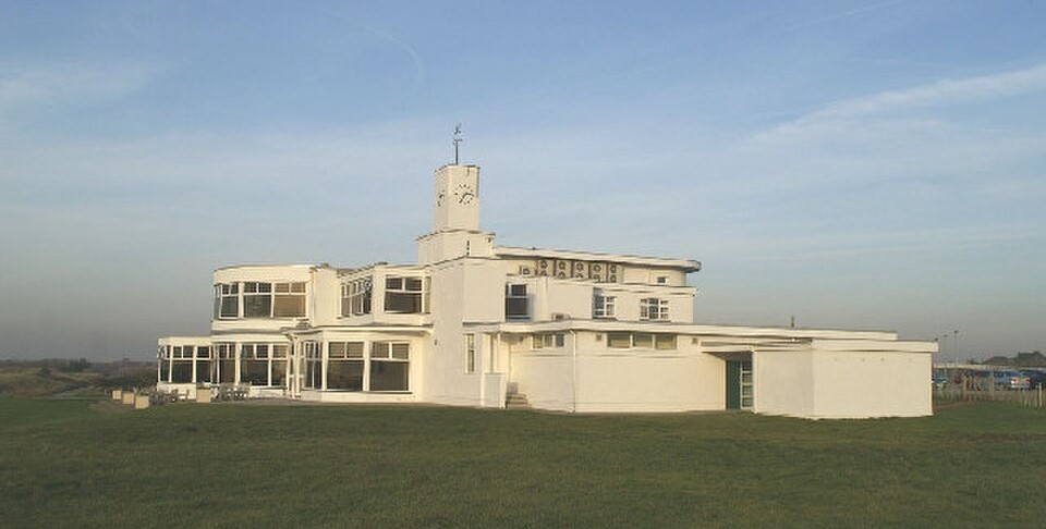 Signature Hospitality — Dunes House & The Retreat