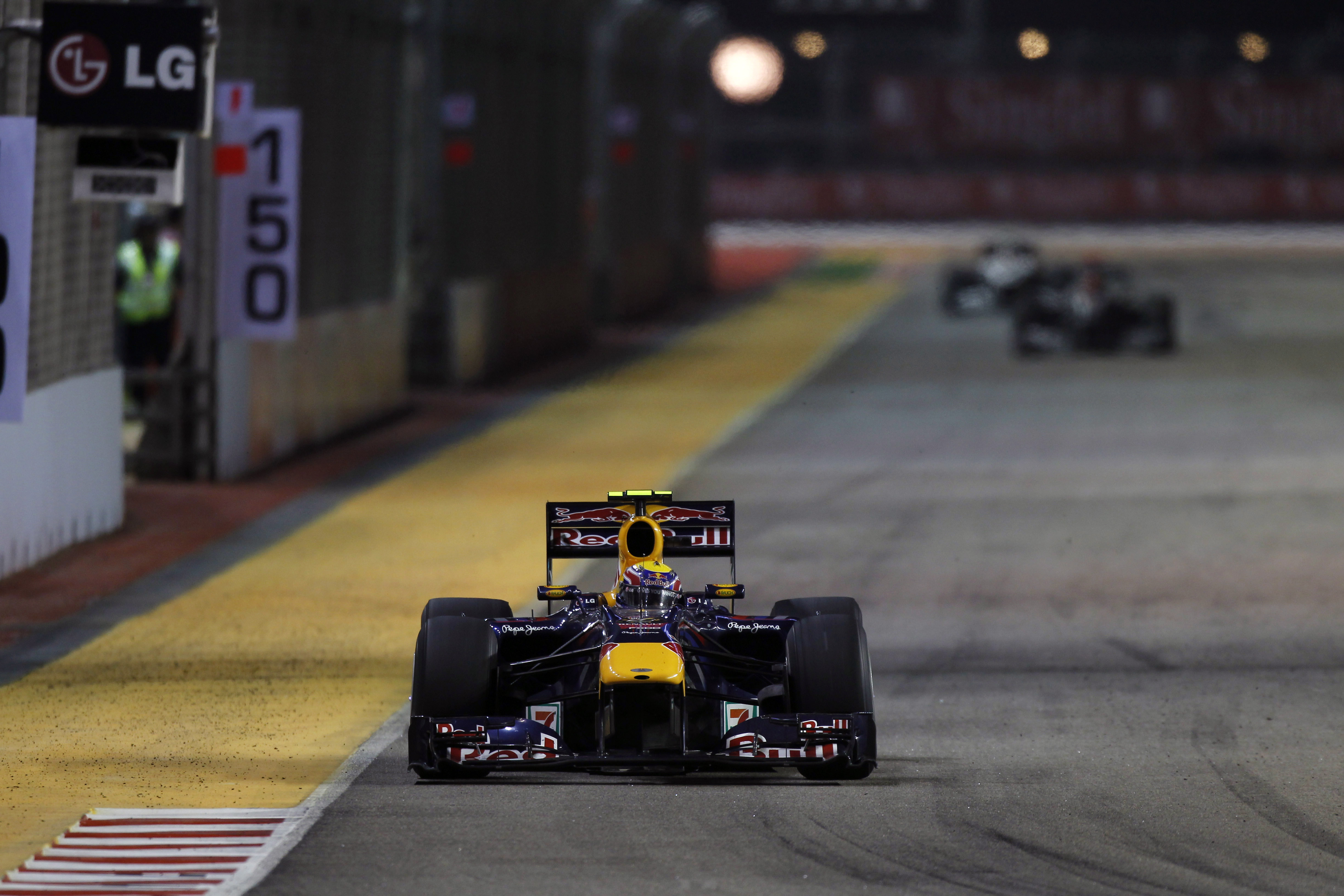Grandstand or Walkabout — the real ticket decision