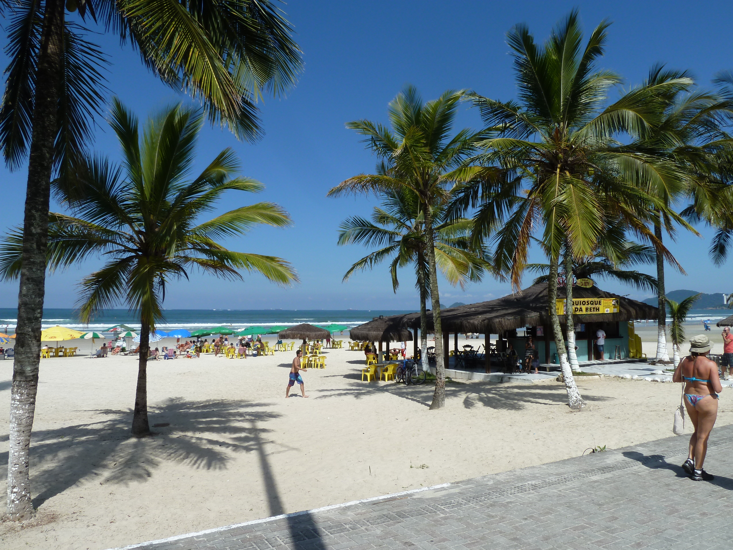 Praia da Enseada, Guarujá's most famous beach